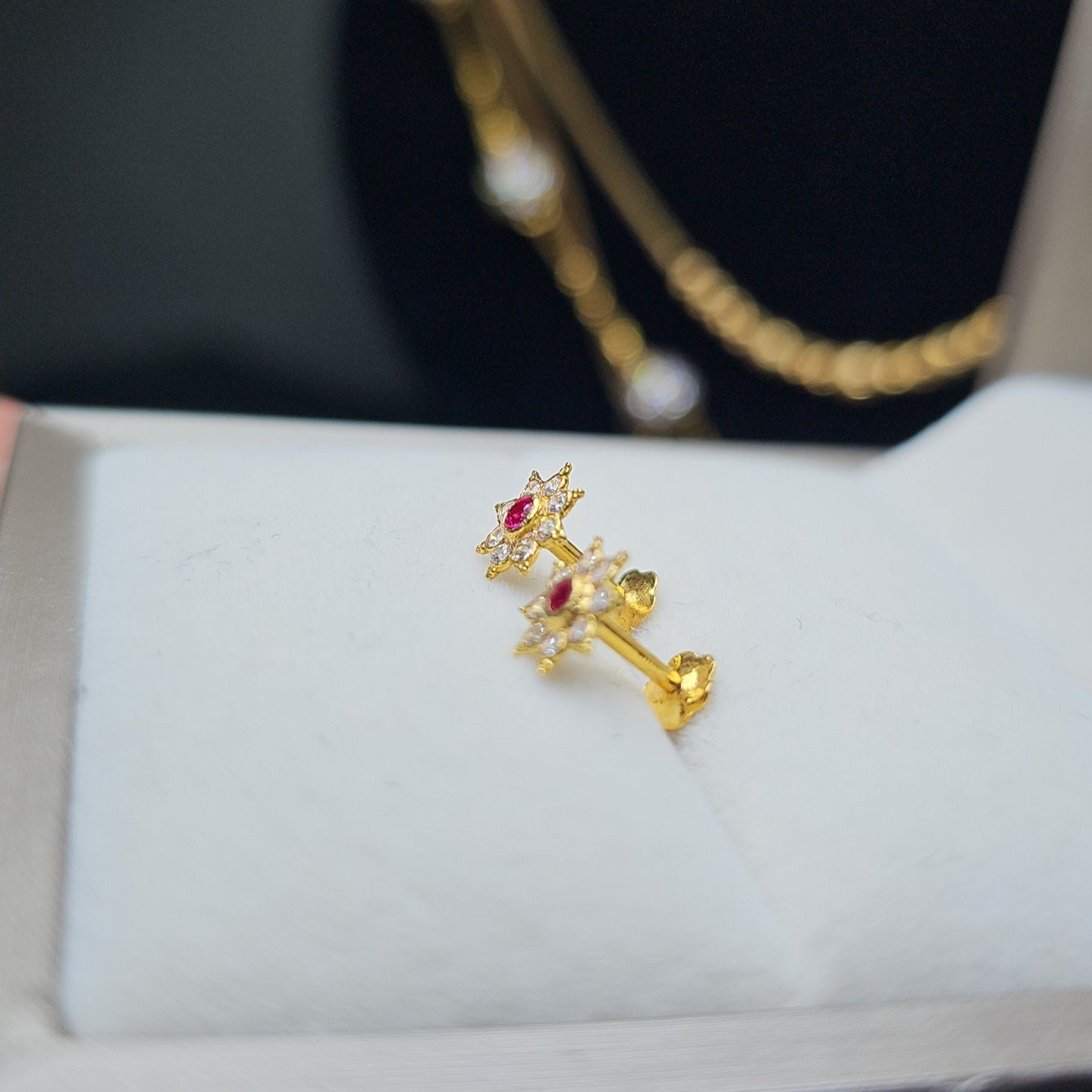 8 star Ear studs 21.ct