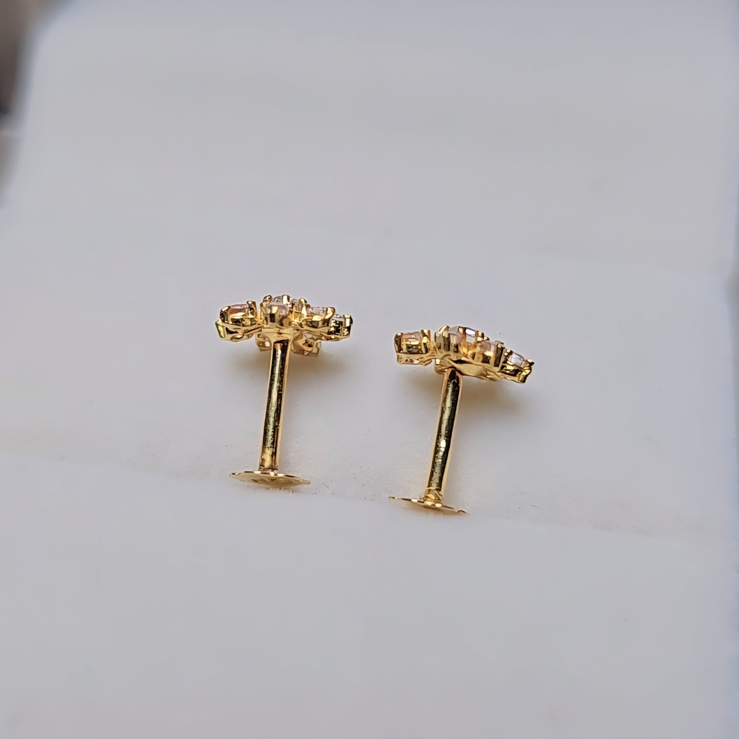 sunflower Ear studs 21.ct
