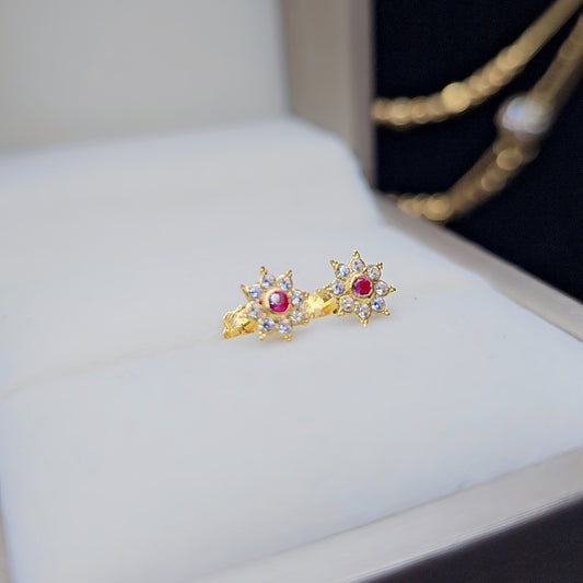 8 star Ear studs 21.ct