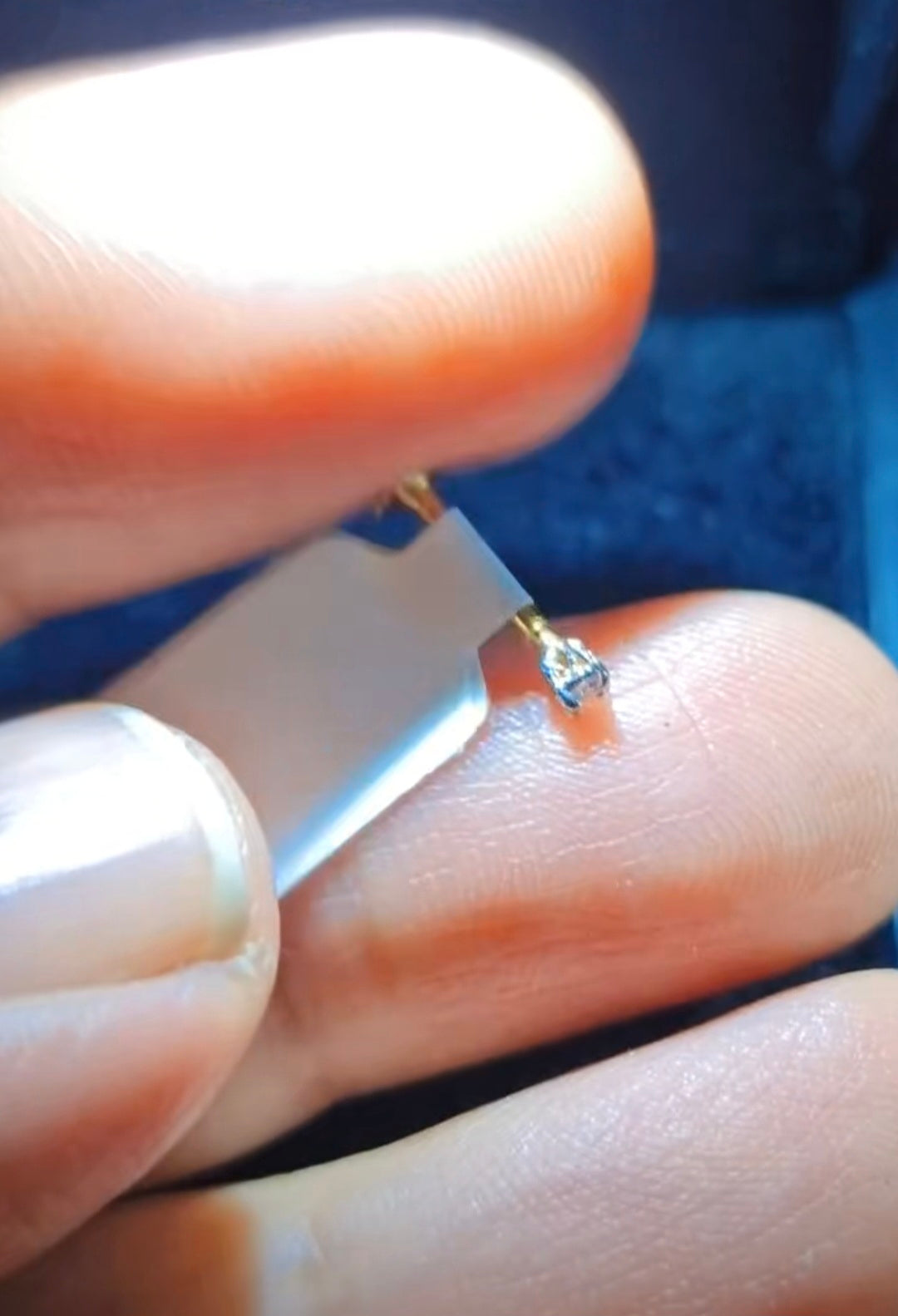 Diamond nose Pin