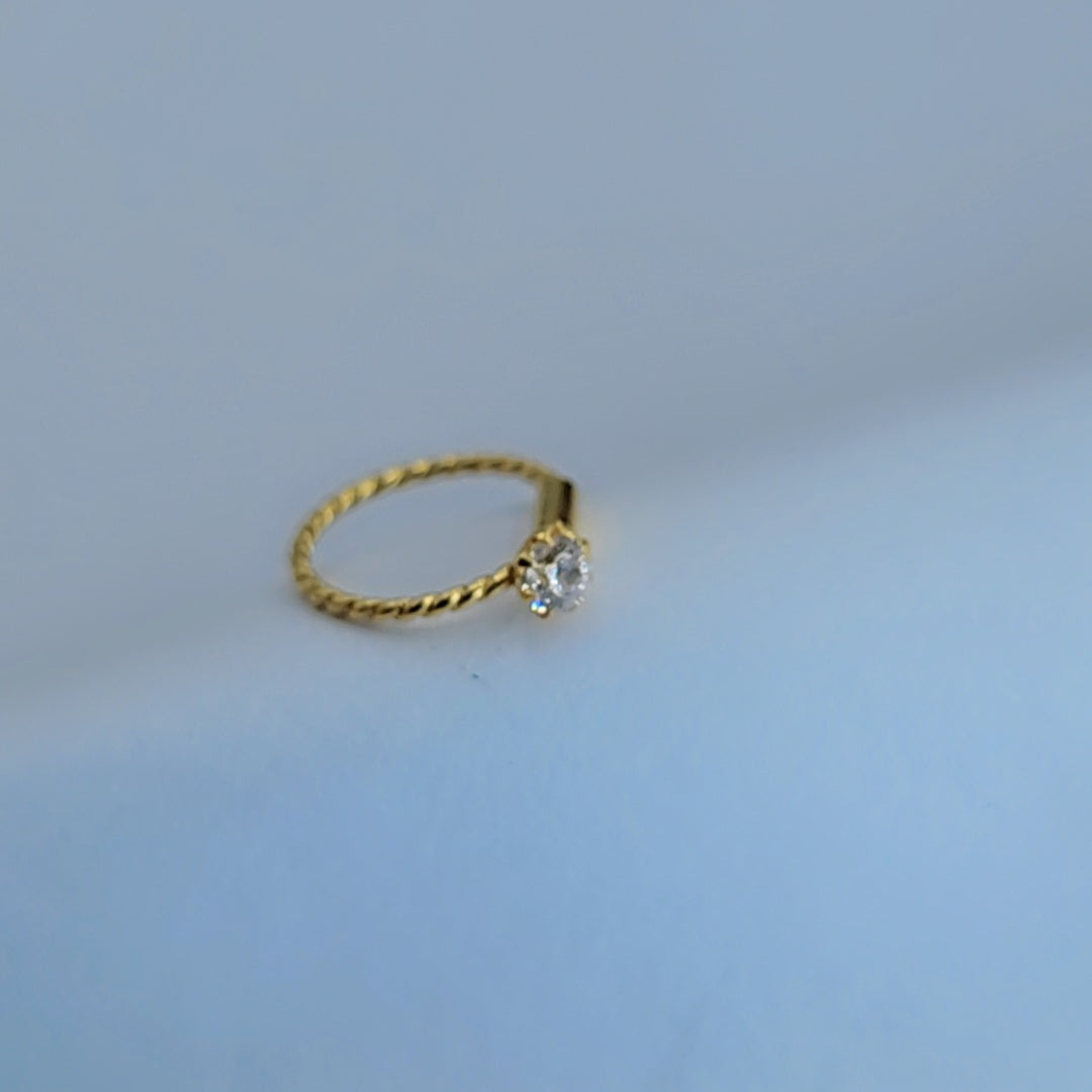 Twisted Nose ring (with single stone)