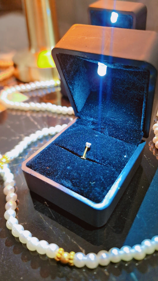 Diamond nose Pin